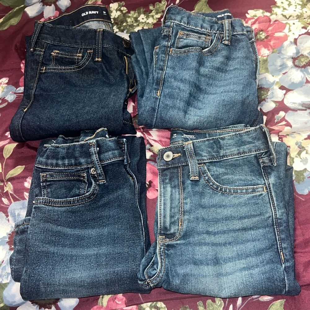 4 pair of oldnavy kids jeans size 10